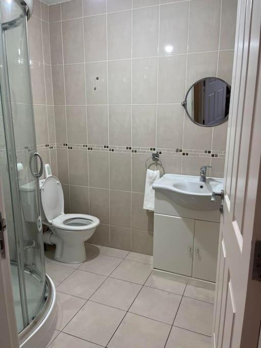 Lovely 2 Bedroom Family Apartment In Newcastle Newcastle  Exterior photo